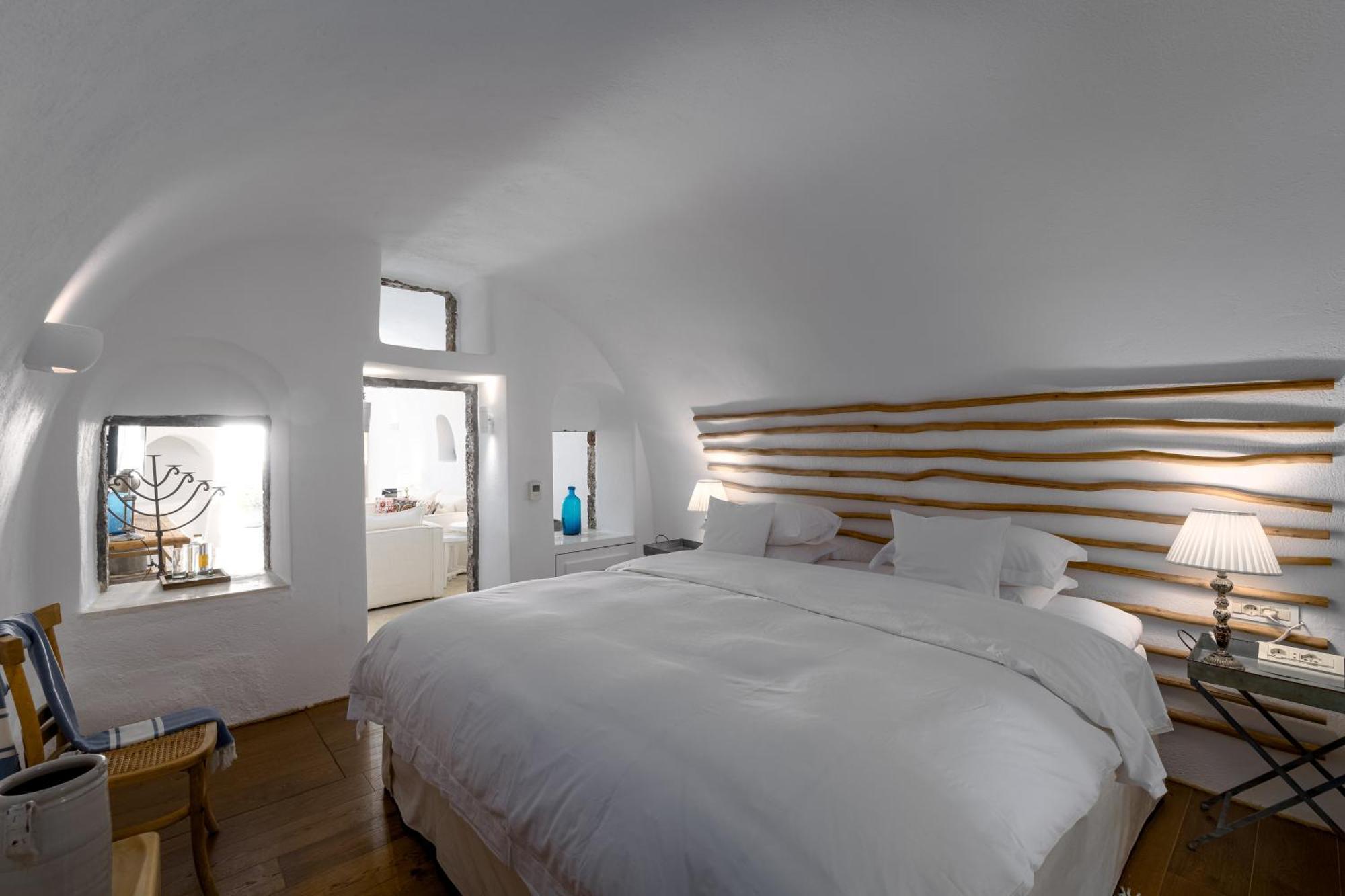 Iconic Santorini, A Boutique Cave Hotel By Sandglass Imerovigli  Room photo