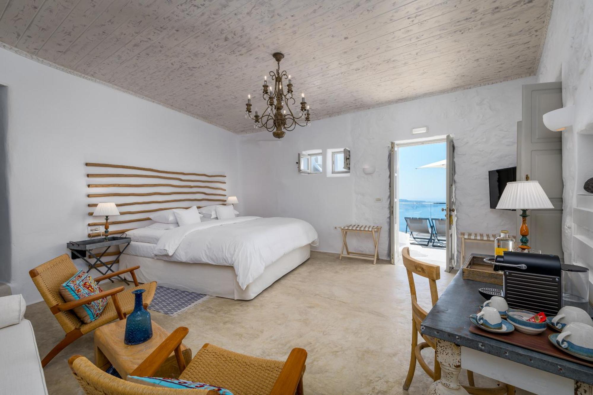 Iconic Santorini, A Boutique Cave Hotel By Sandglass Imerovigli  Room photo